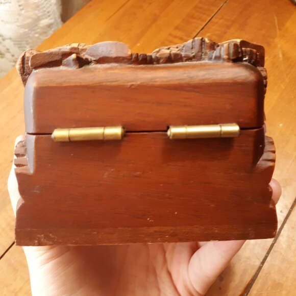 VINTAGE hand carved Honduran Wooden Jewelry Trinket Box made in Honduras, C.A. - Picture 5 of 9